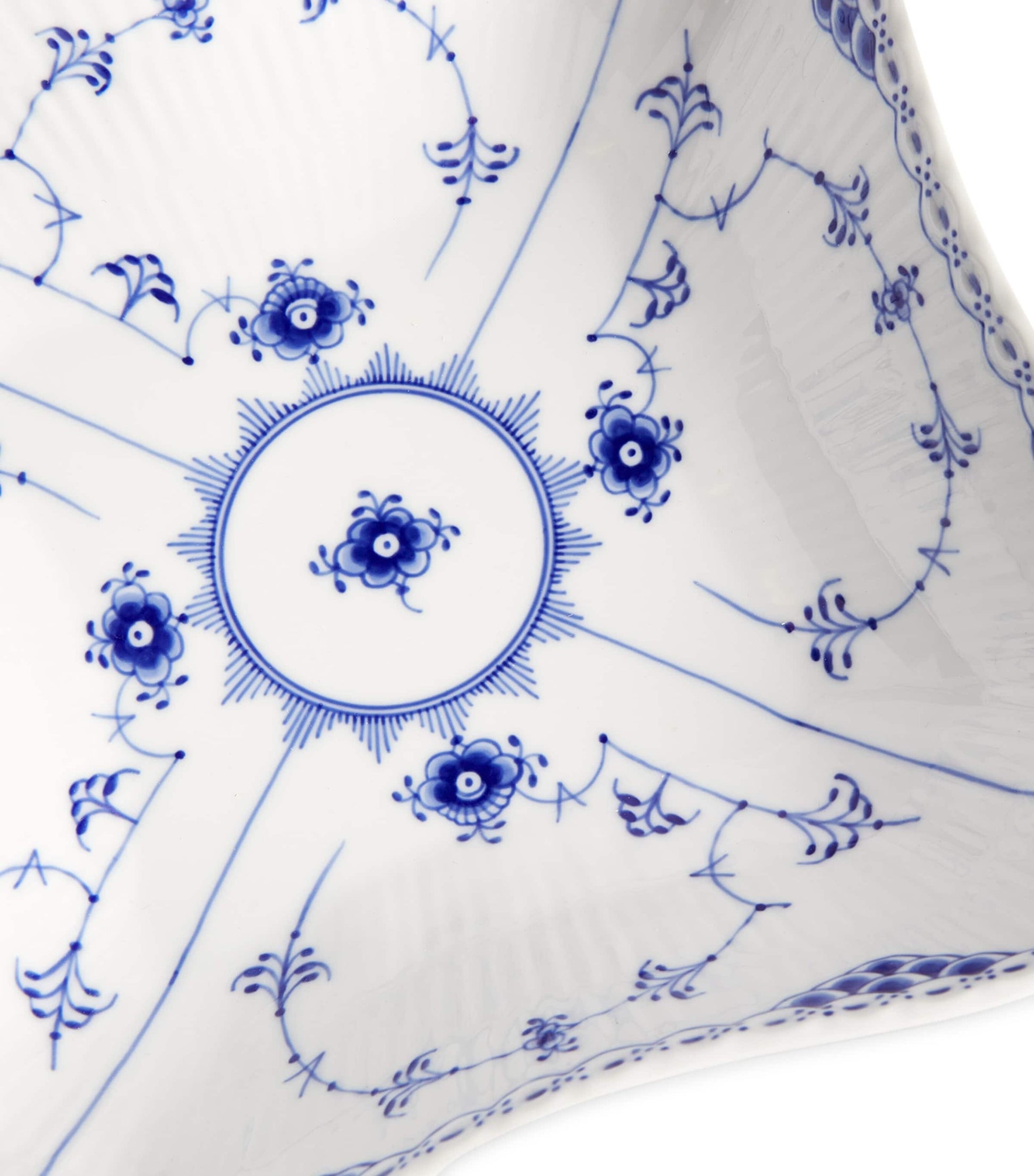 Blue Fluted Half Lace Square Bowl (21cm)