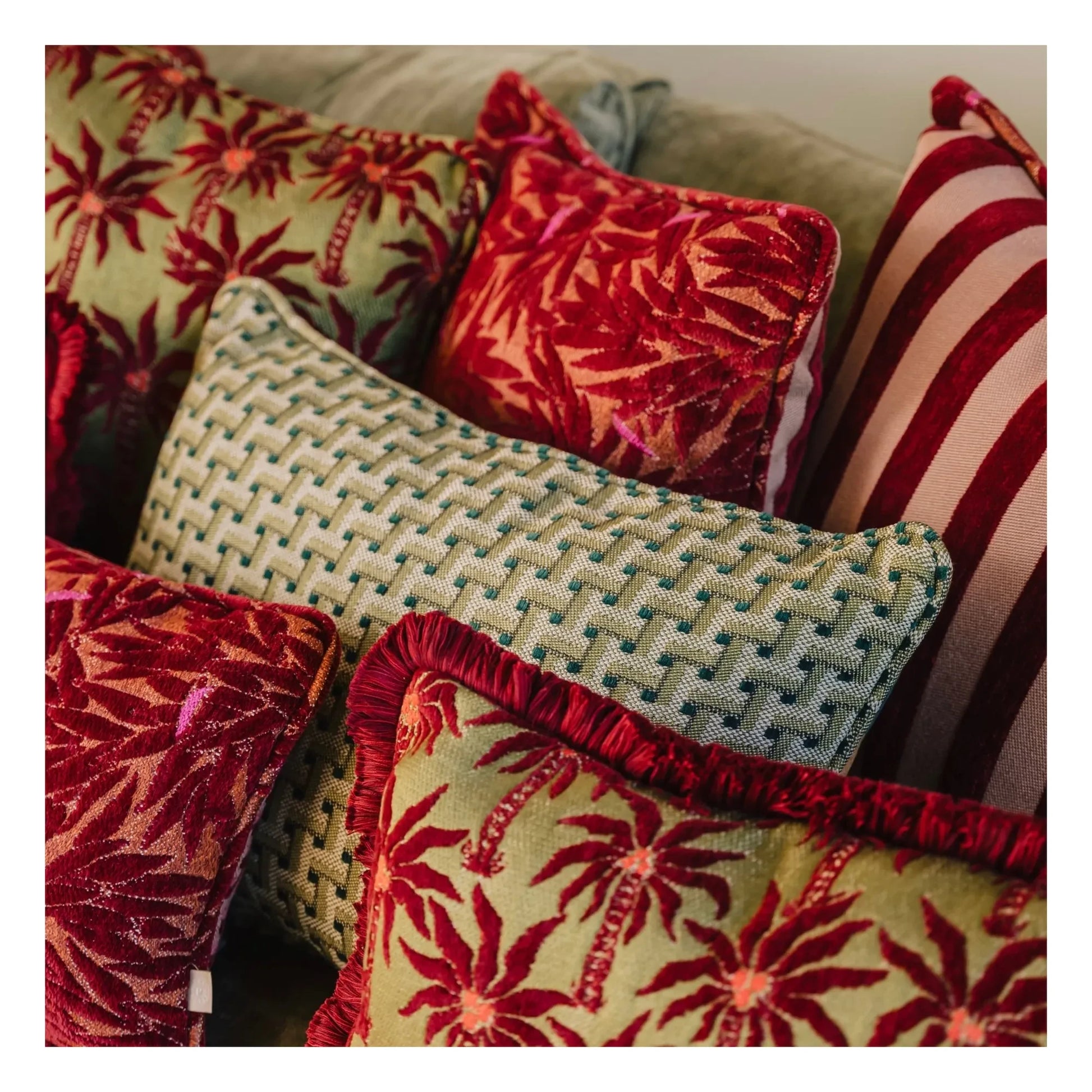 Palais - Jackie cushion cover | Burgundy