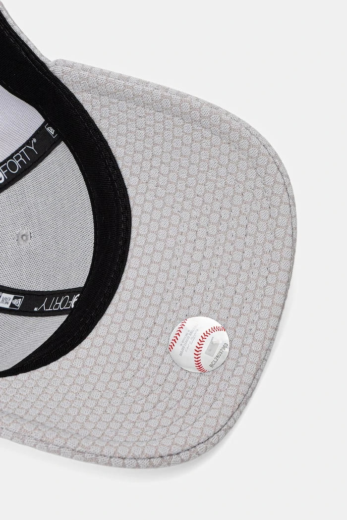 New Era FLAWLESS MESH 9FORTY® Şapka