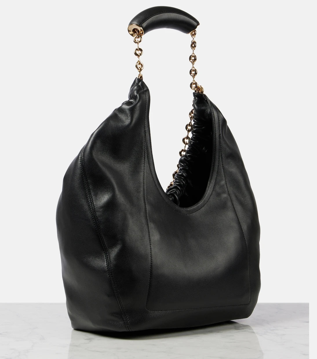 Loewe - حقيبة كتف Squeeze متوسطة من الجلد