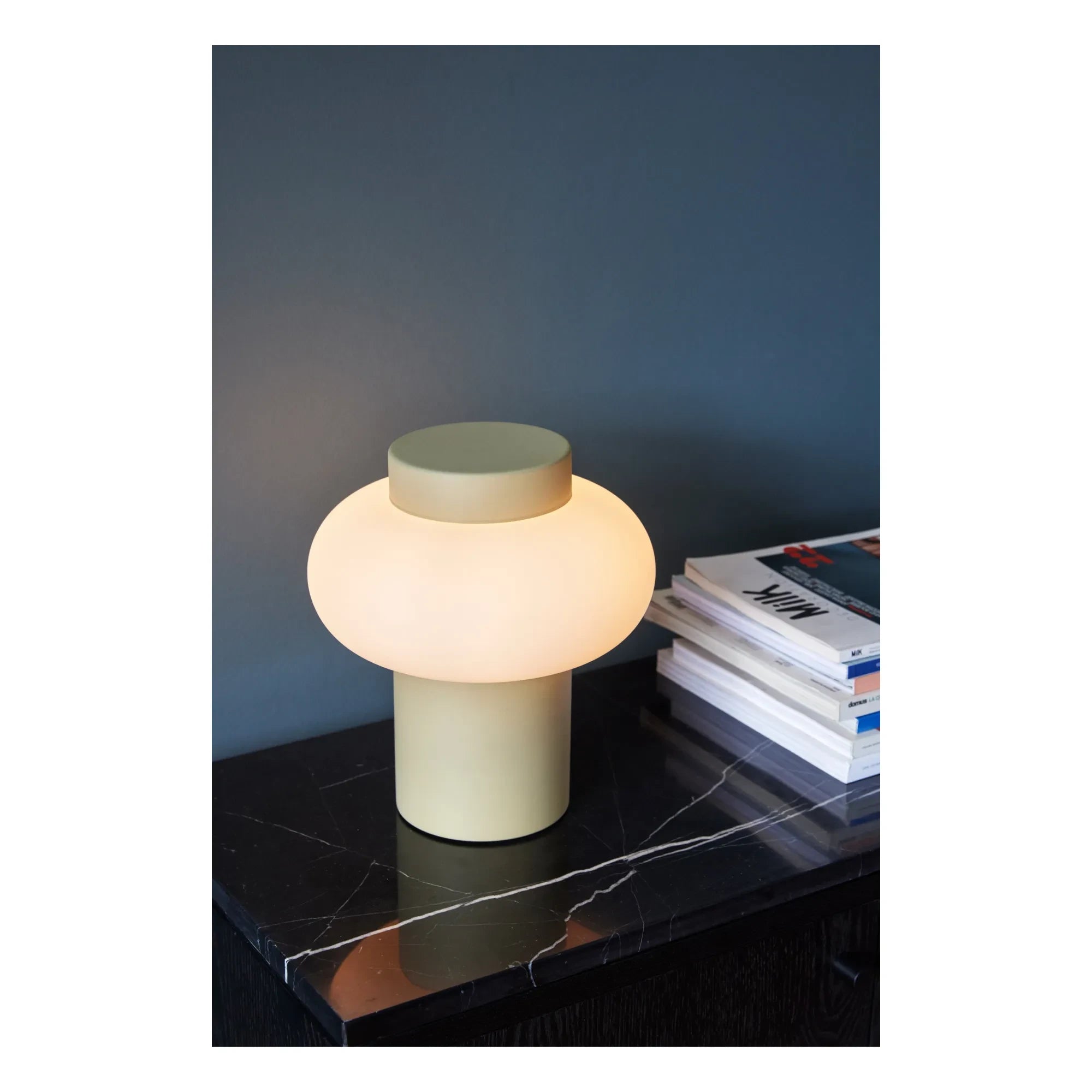 Hübsch - Metal and Glass Table Lamp | Pale yellow