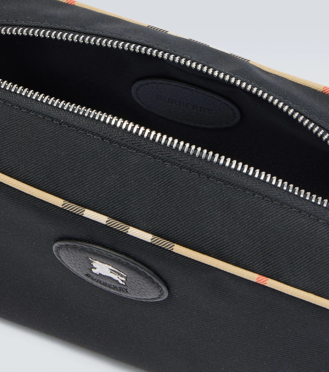 Burberry - EKD canvas pouch