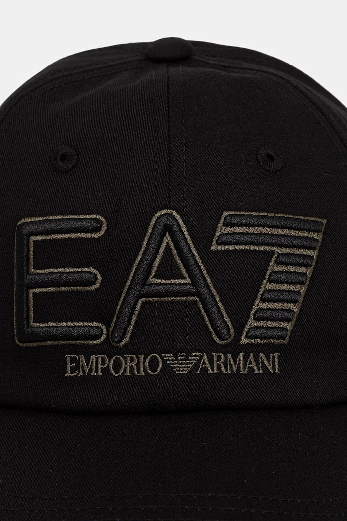 EA7 Emporio Armani шапка с козирка от памук