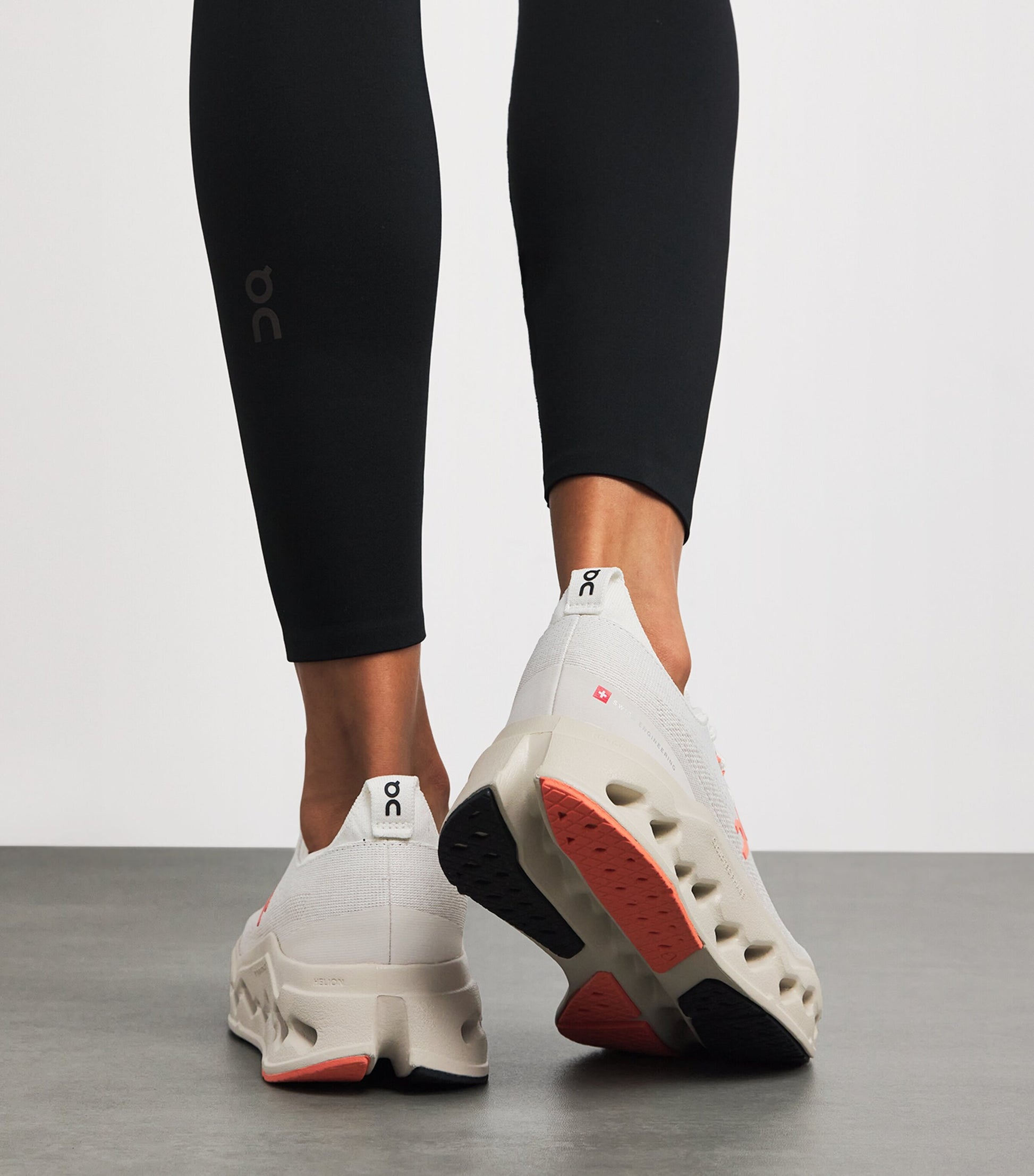 White Cloudsurfer Max Trainers