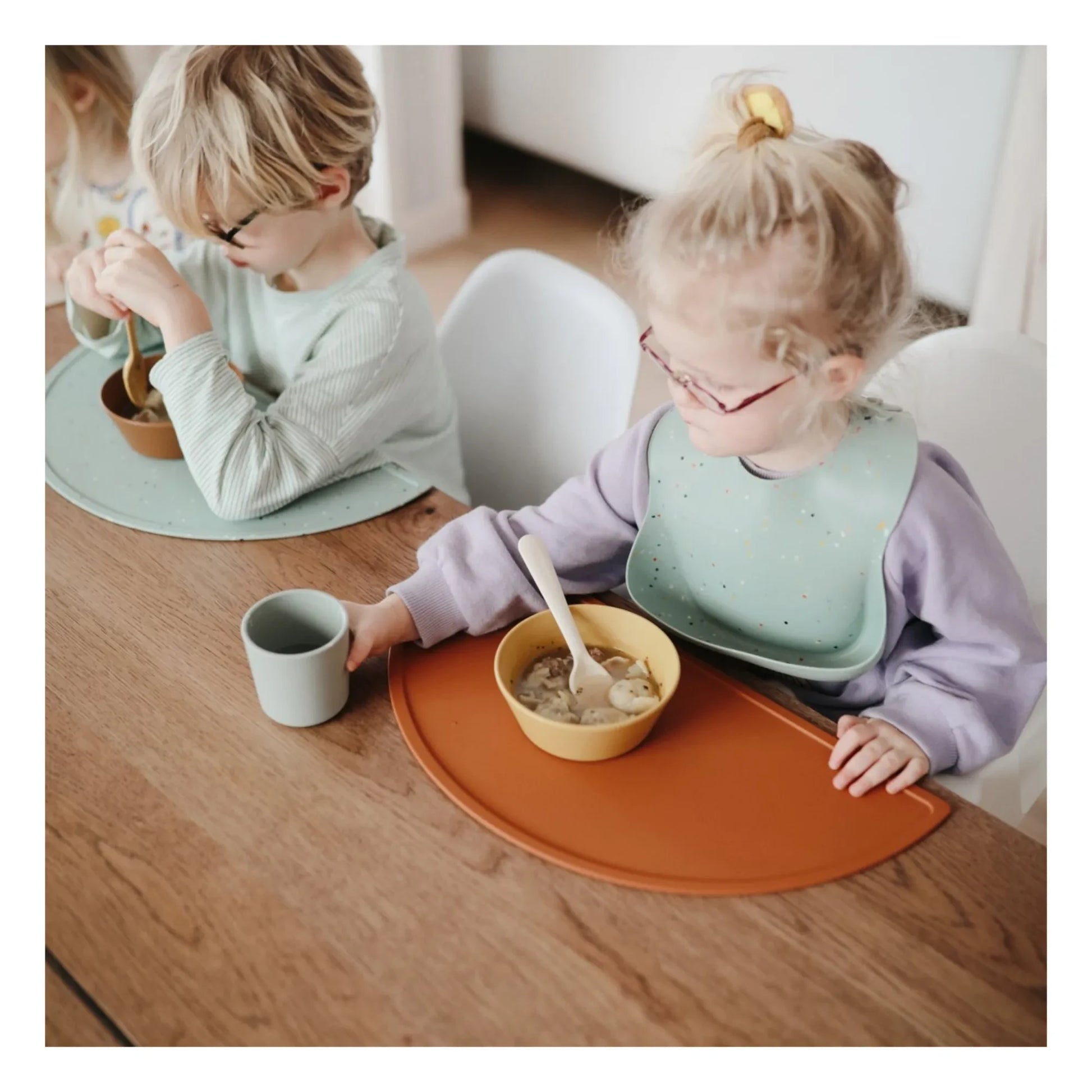 Mushie - Confetti Silicone Place Mat