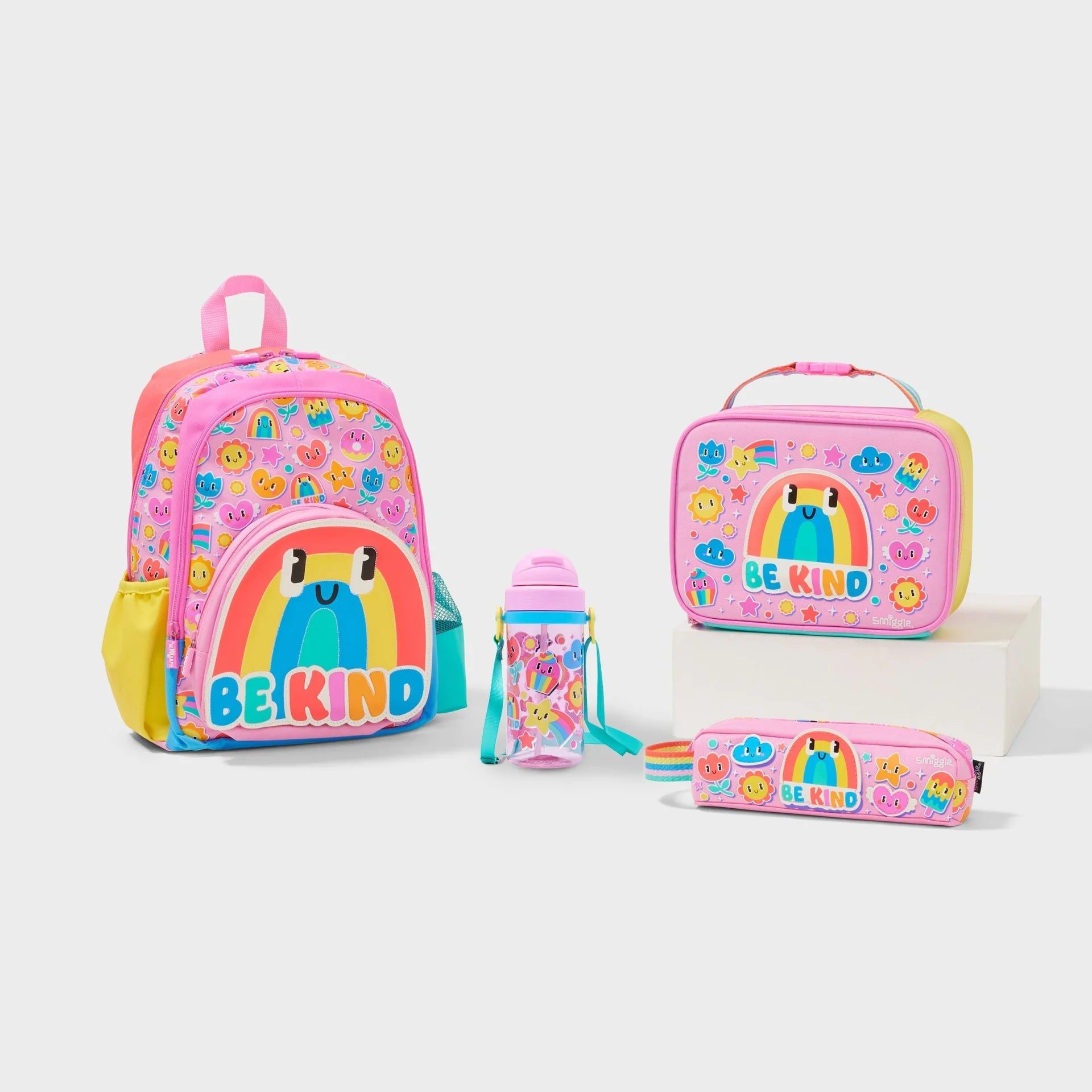 Smiggle - Büyük Hayaller Anaokulu 4 Parçalı Çanta Seti