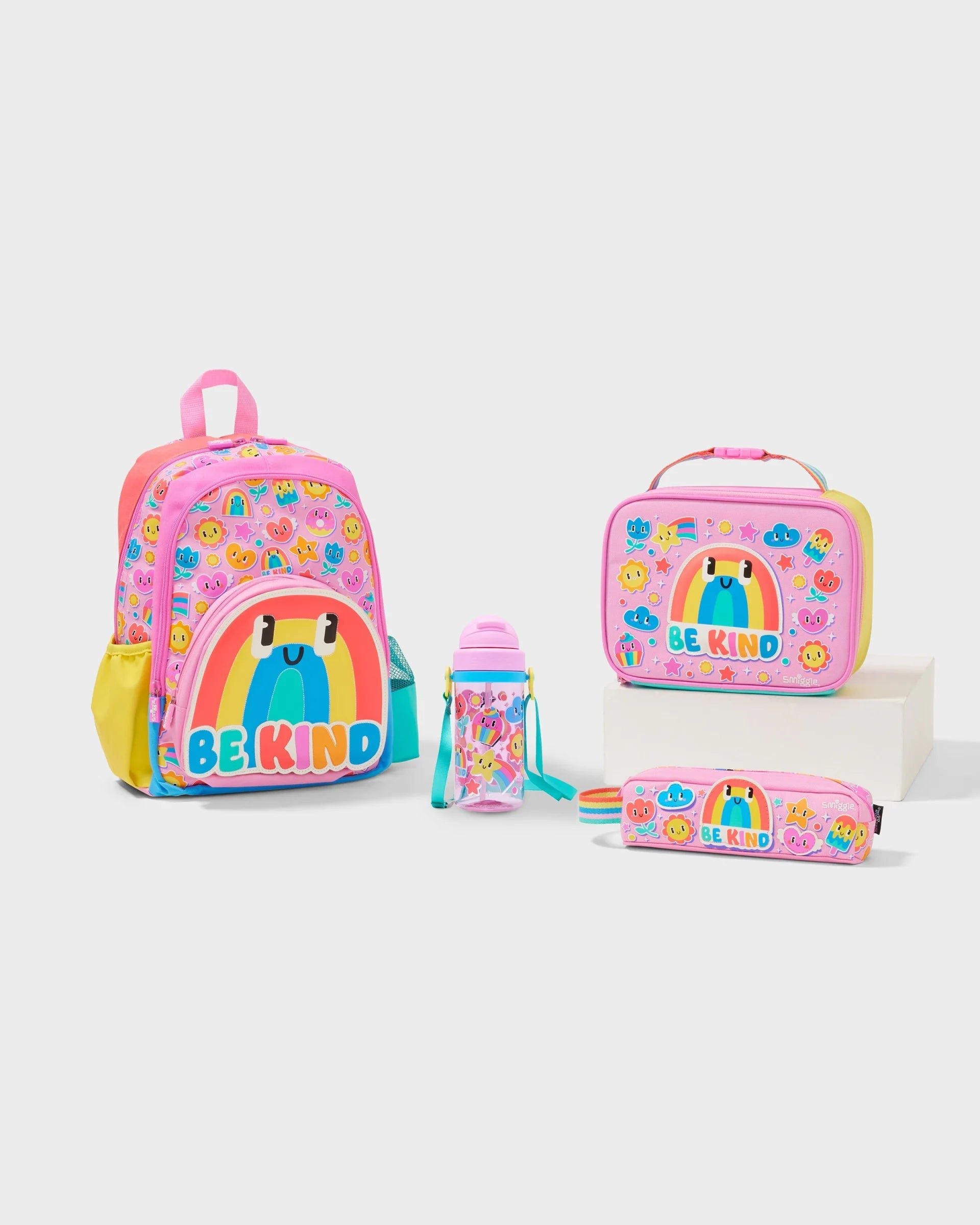 Smiggle - Büyük Hayaller Anaokulu 4 Parçalı Çanta Seti