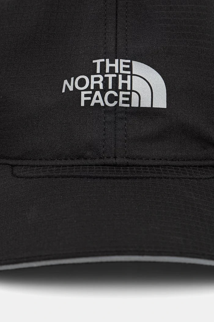 Шапка с козирка The North Face FLEX