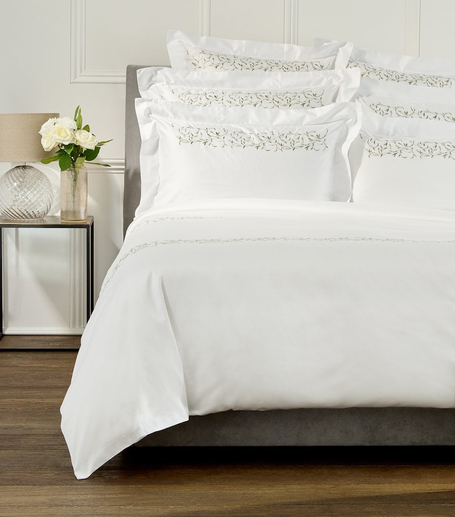 Tresco Embroidered King Flat Sheet (275cm x 275cm)