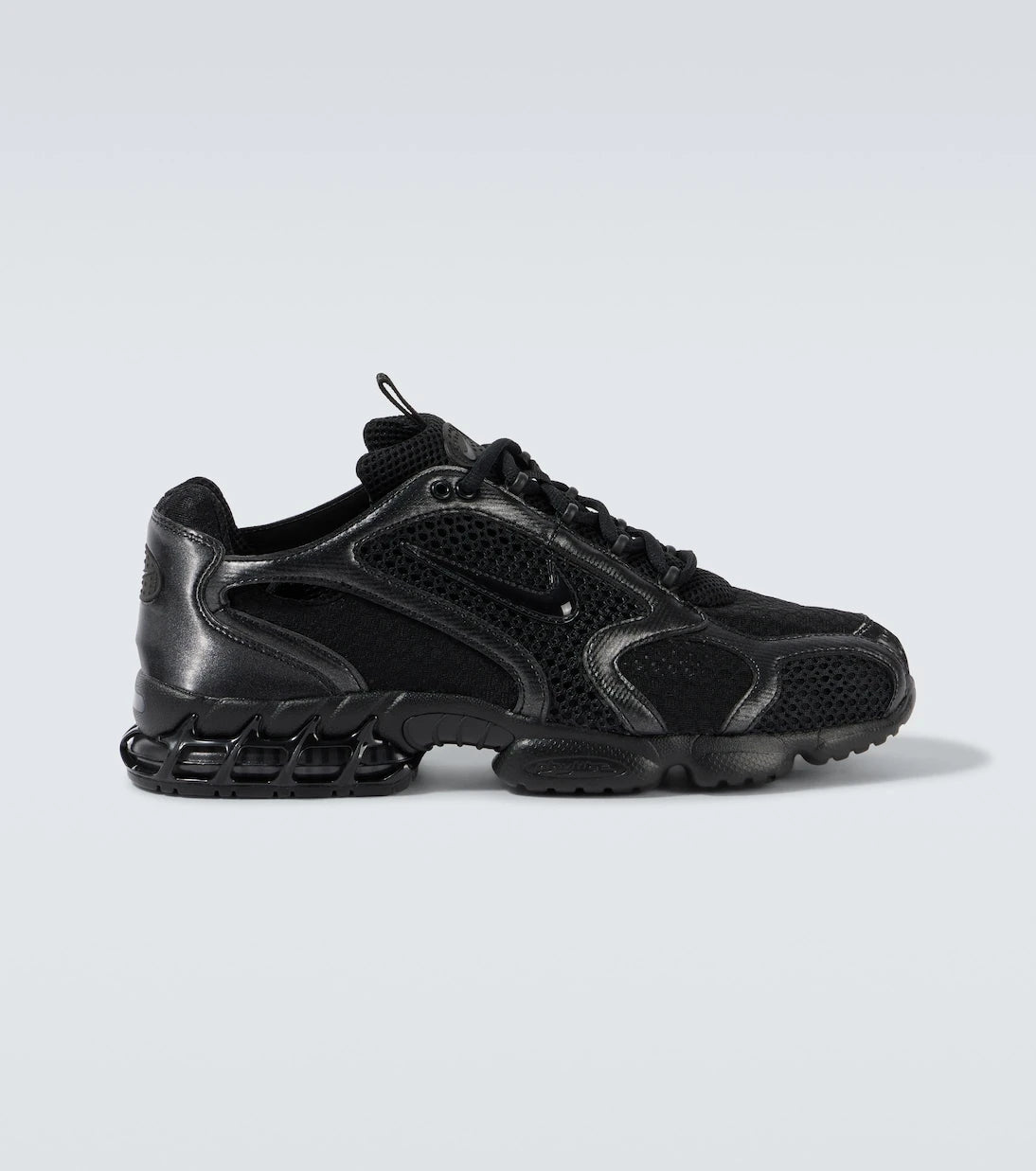 Nike - حذاء رياضي نايكي اير زوم سبيريدون كيدج 2