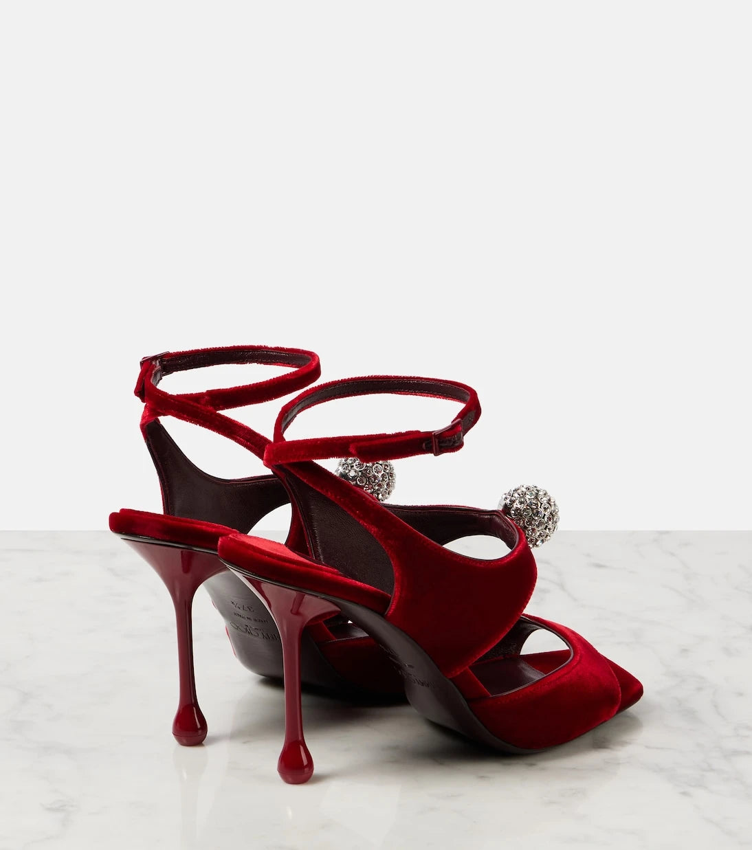 Jimmy Choo - صندل Orb 95 المخملي المزين