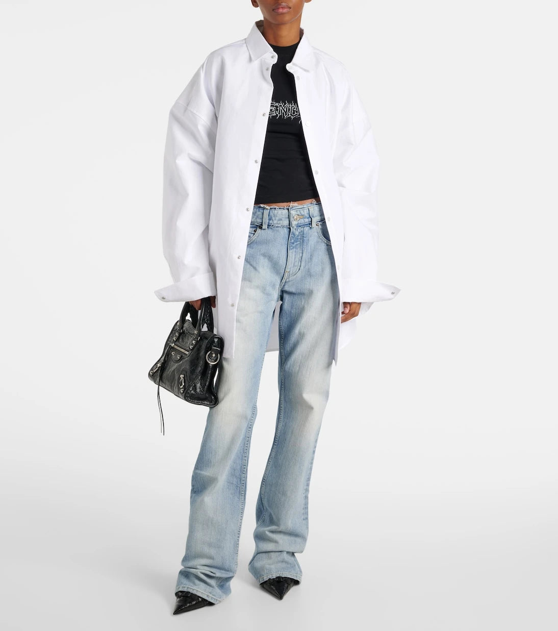 Balenciaga - جينز مستقيم باهت بقصة منخفضة
