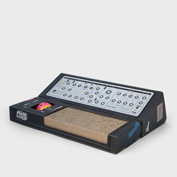 Драскалка за котки Luckies of London Synthesizer