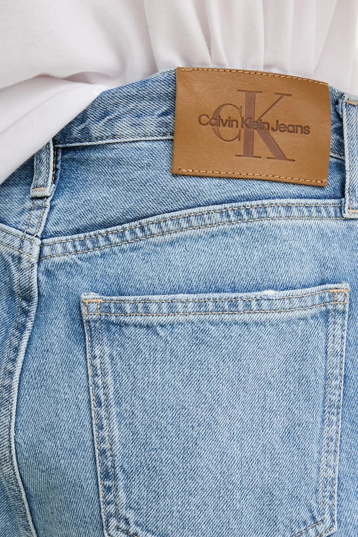 Къс панталон Calvin Klein Jeans