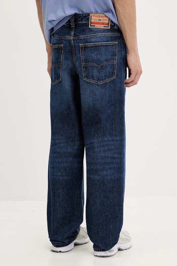Diesel дънки relaxed fit мъжки 2001 D-MACRO L.32