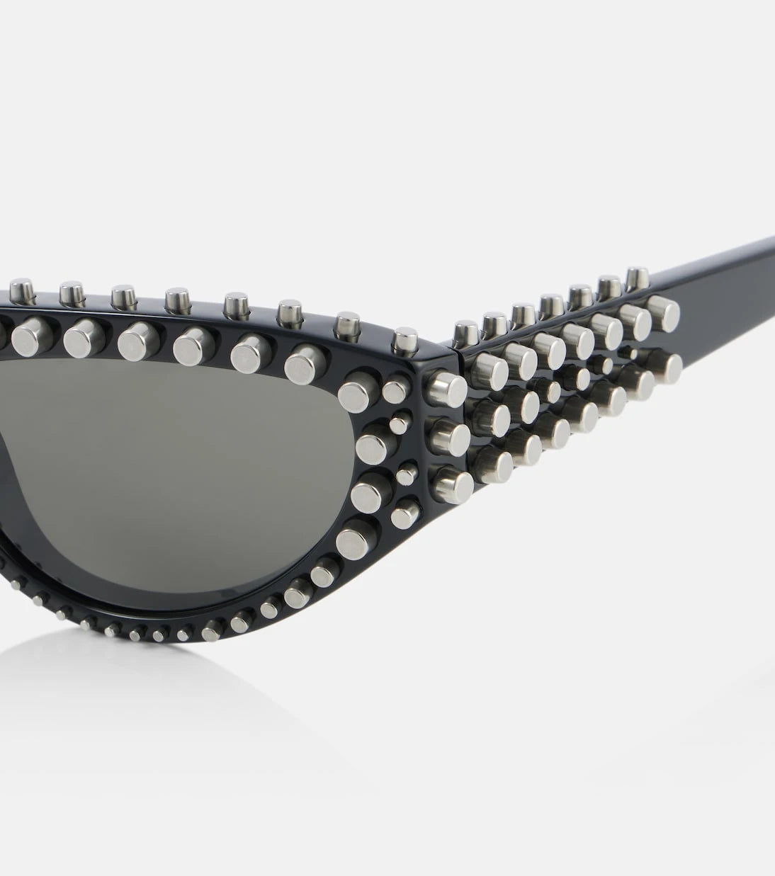 Gucci - Studded cat-eye sunglasses