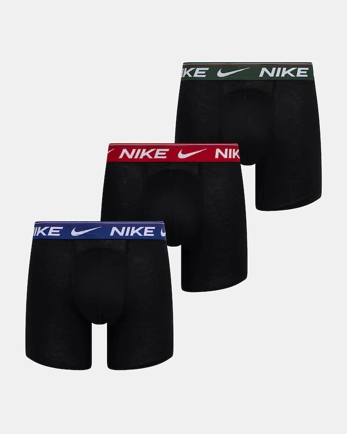 Боксерки Nike (3 чифта)