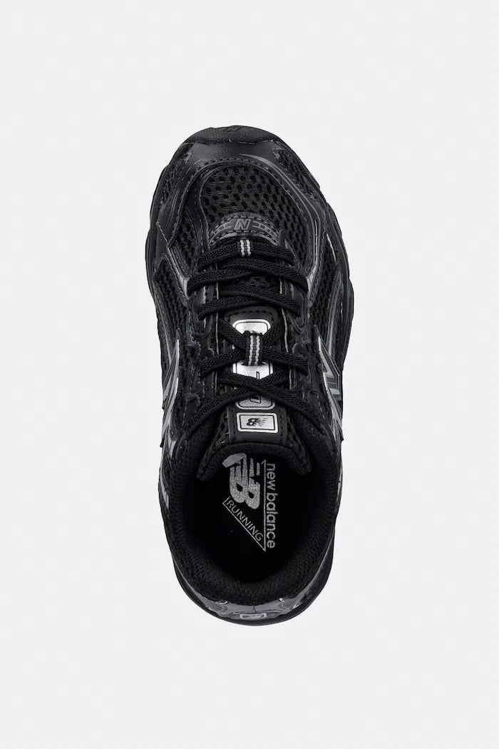 New Balance 740 маратонки за деца