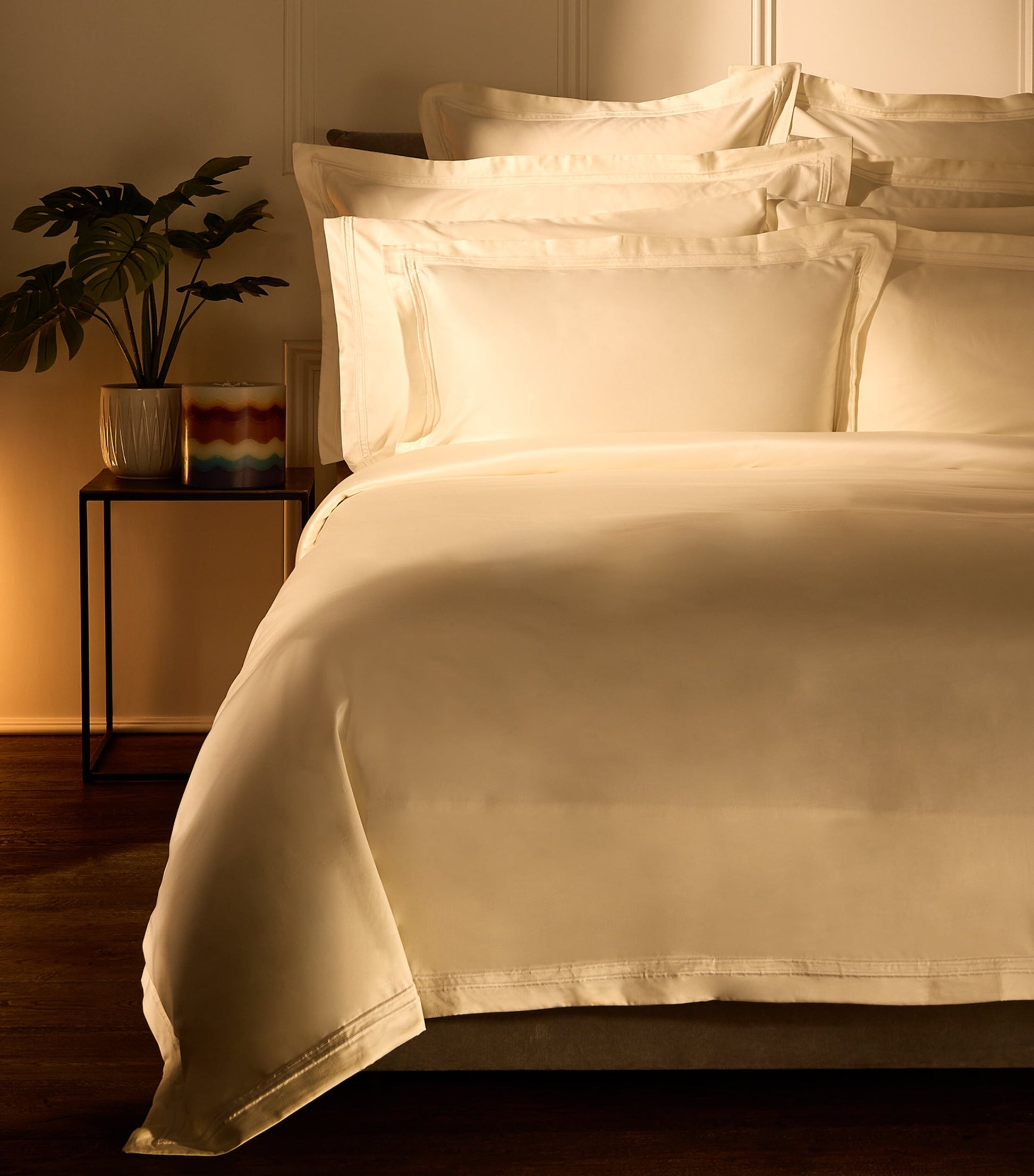 Richmond Emperor Duvet Cover Set (290cm x 235cm)