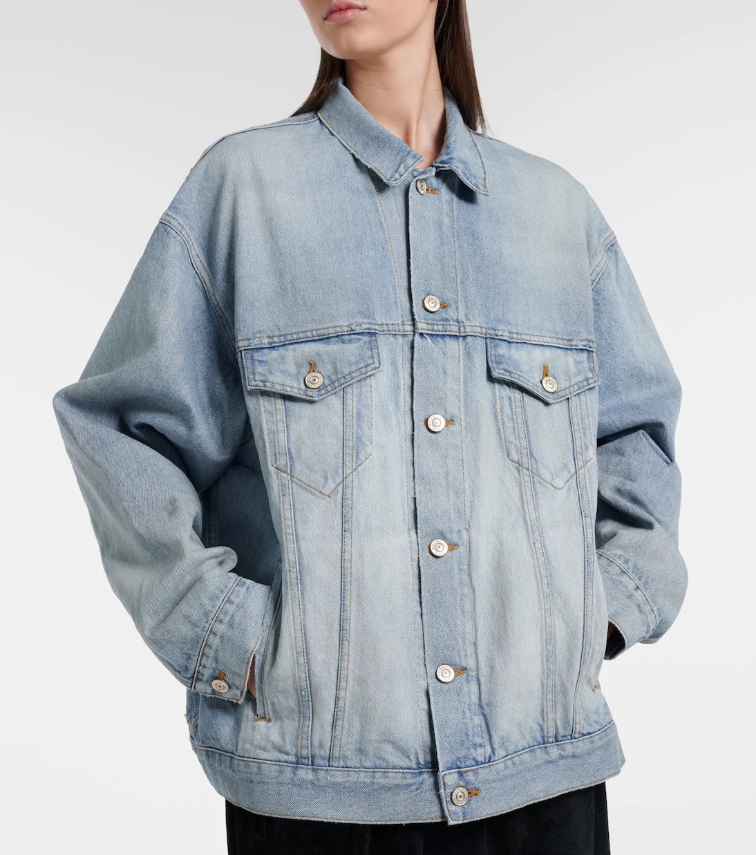 Balenciaga - جاكيت دينم بشعار