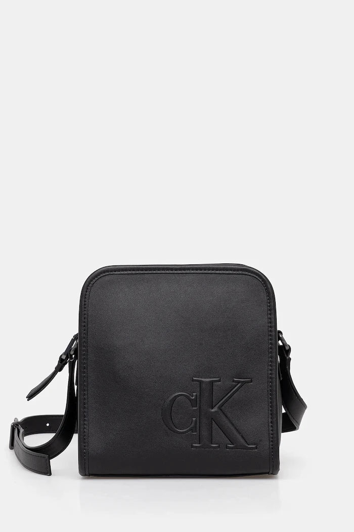 Чанта през рамо Calvin Klein