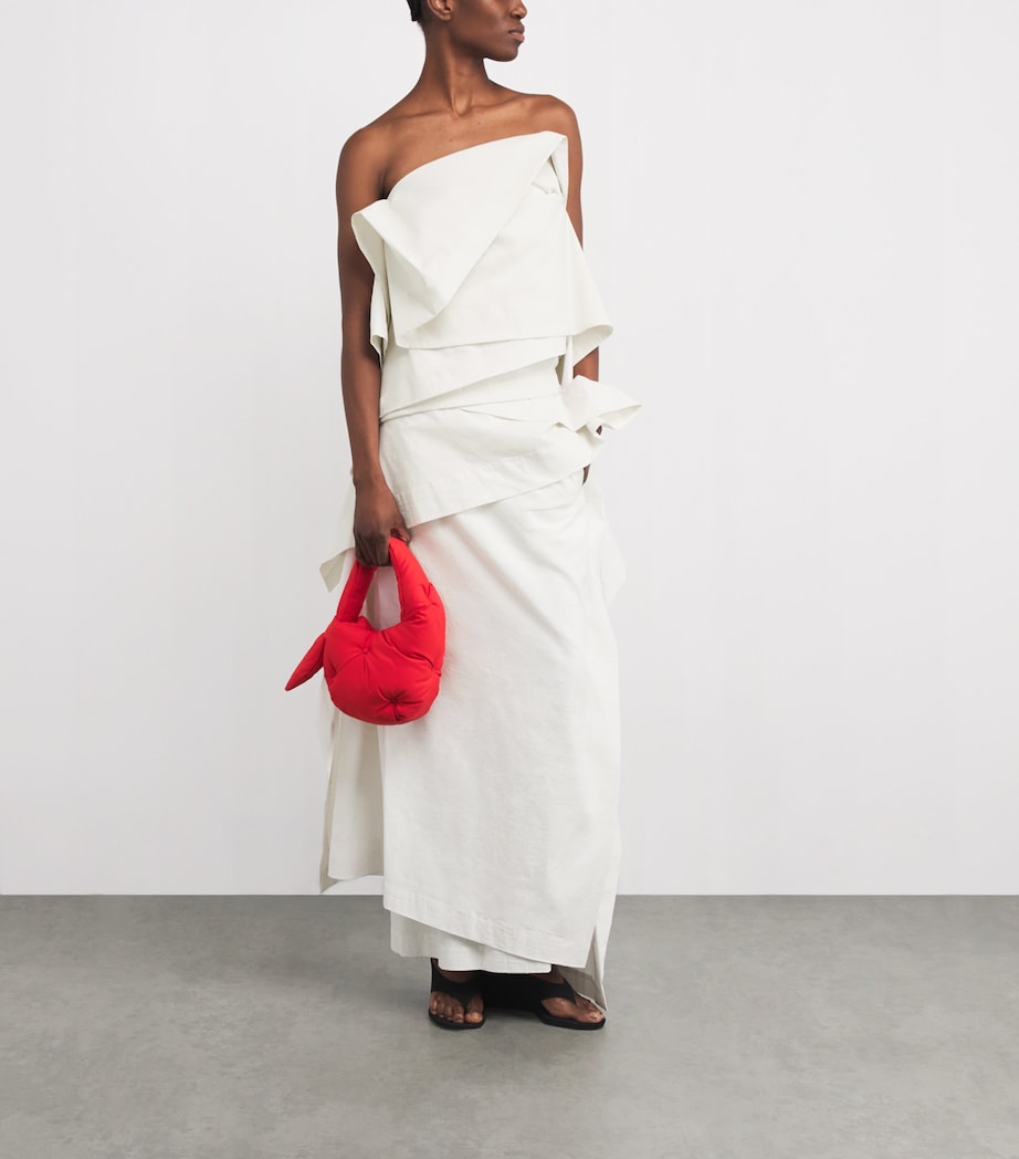 Neutral Collapsing Sculpture Top