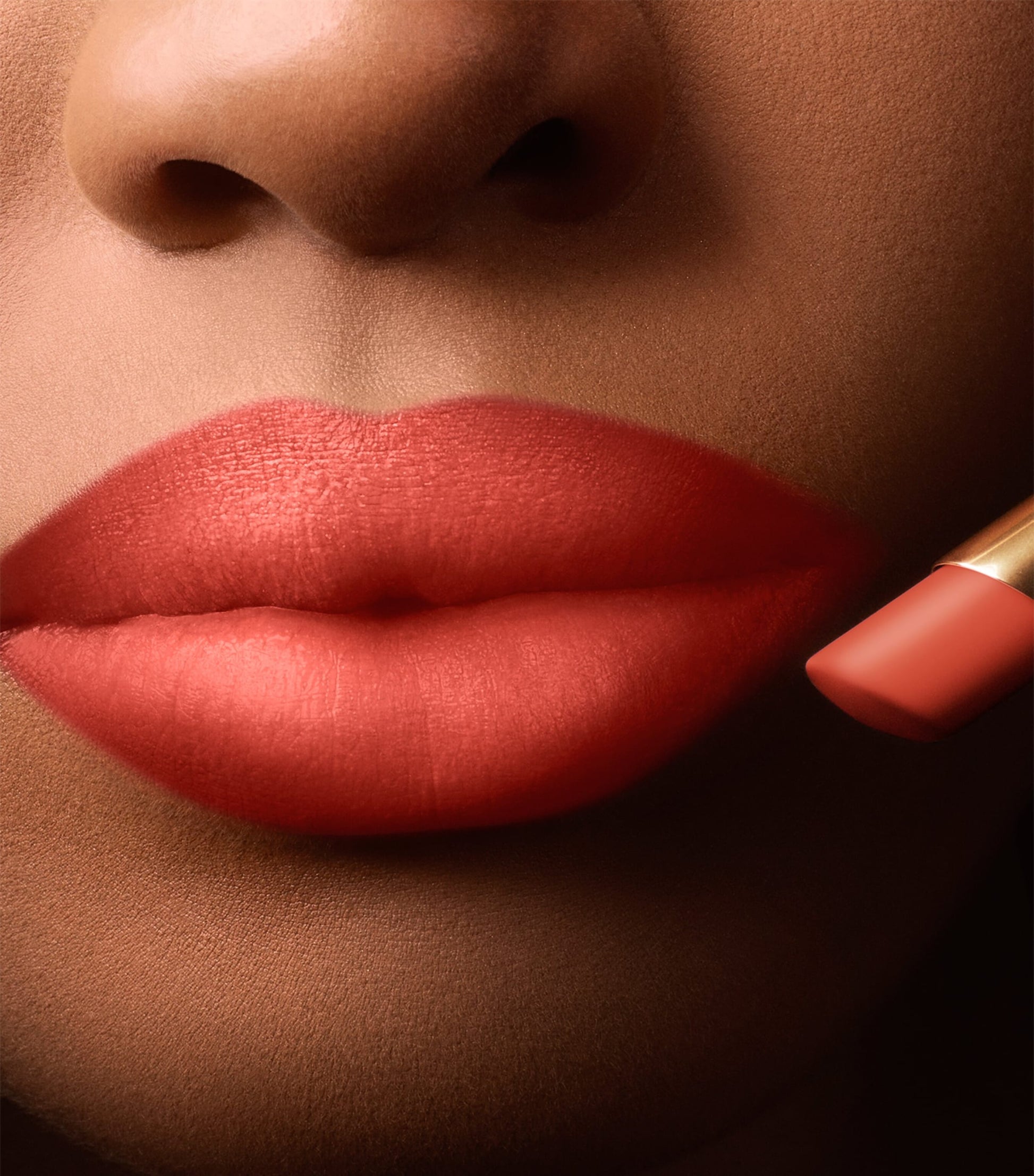 Rouge Stiletto Lumi Matte Lipstick