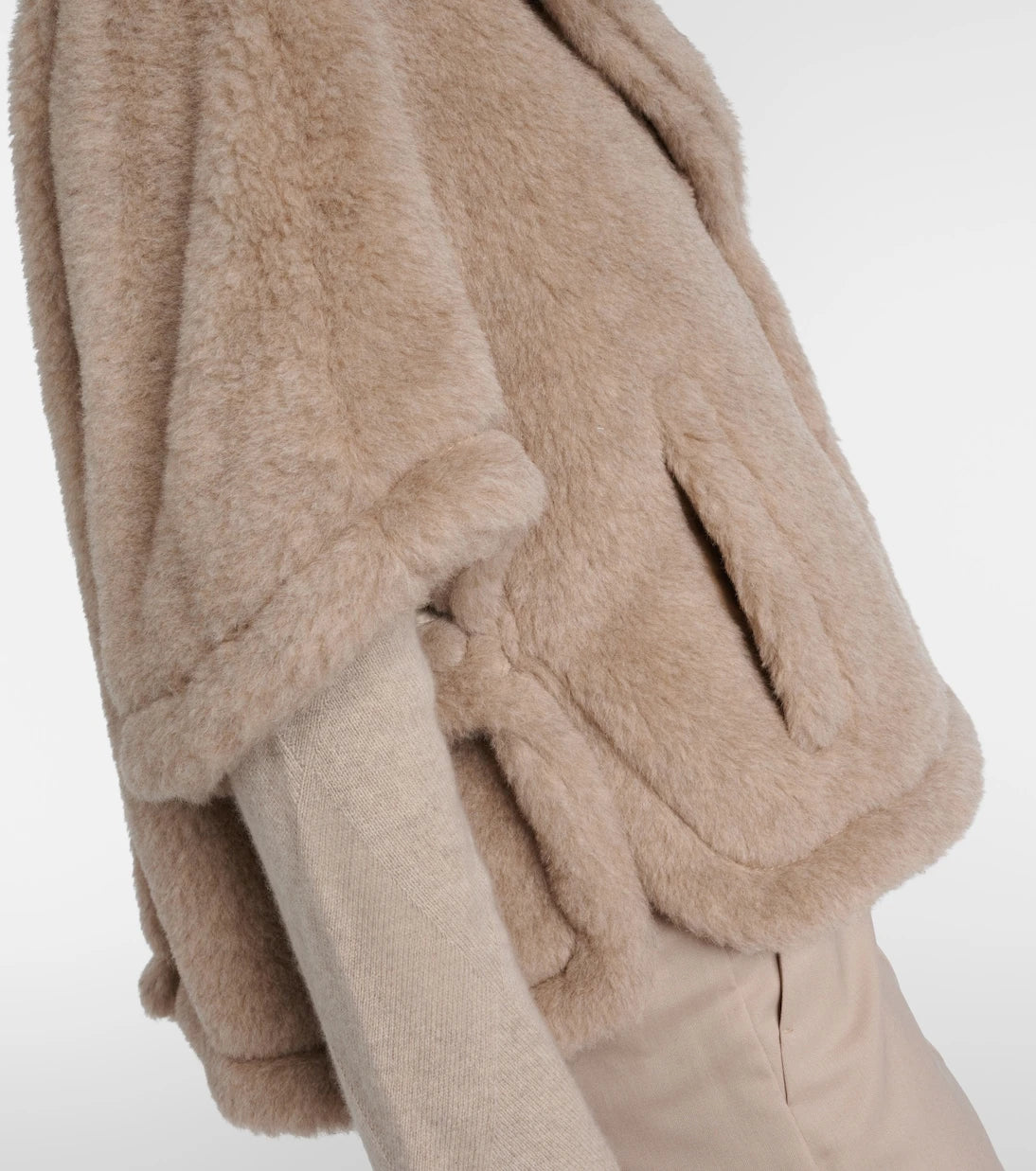 Max Mara - Corvino teddy cape