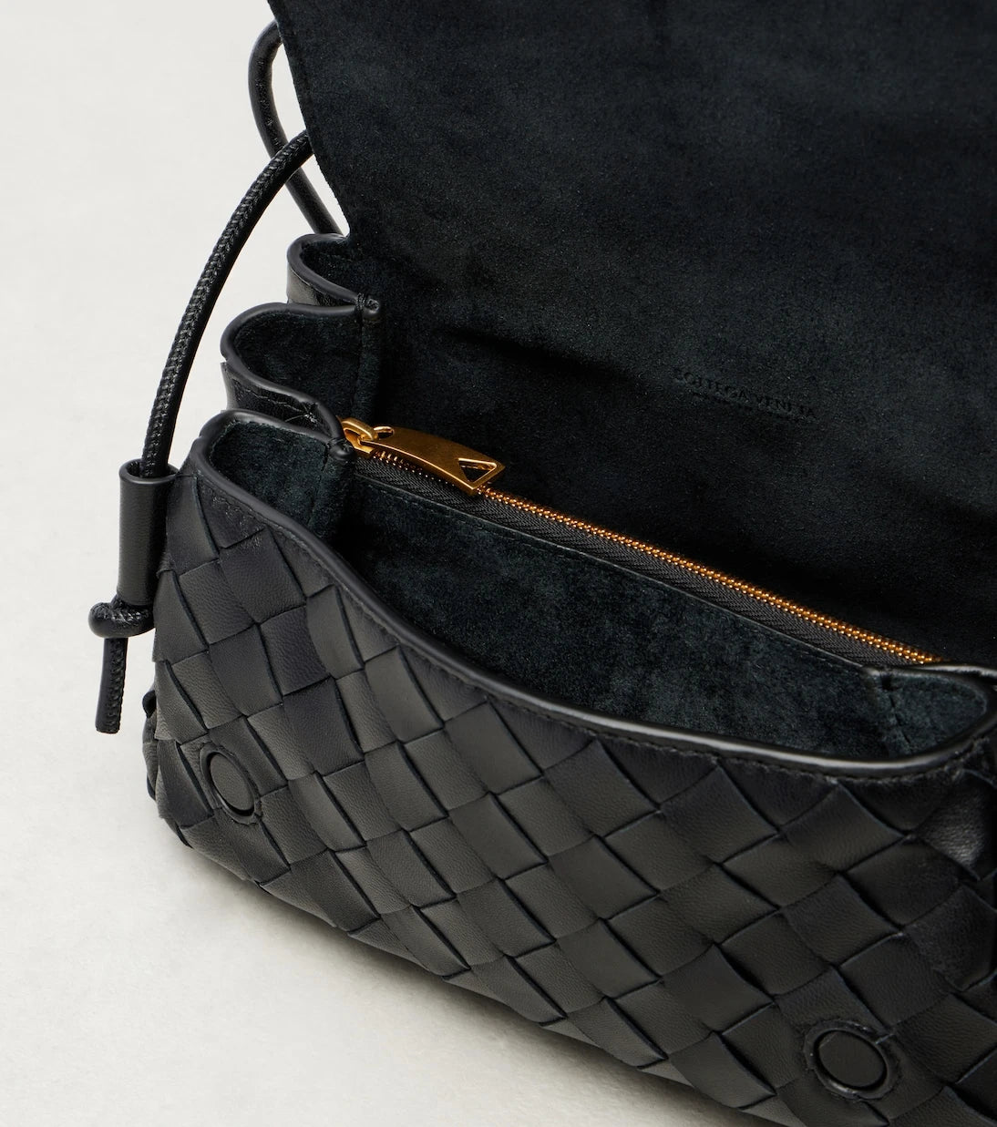 Bottega Veneta - Notturno leather crossbody bag