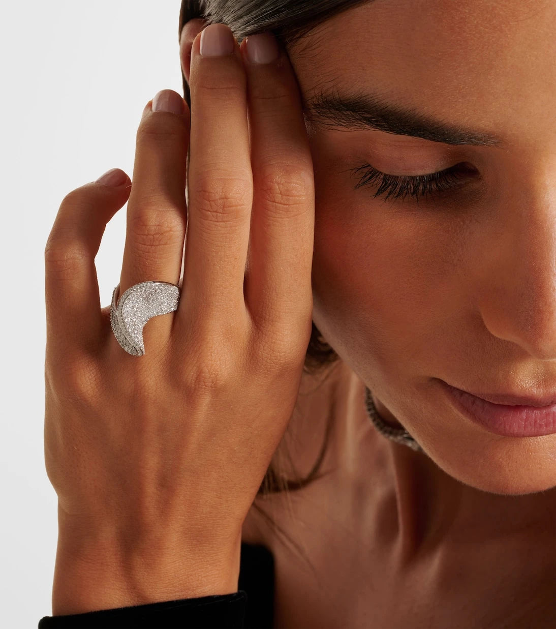 Kamyen - 18kt white gold ring with diamonds