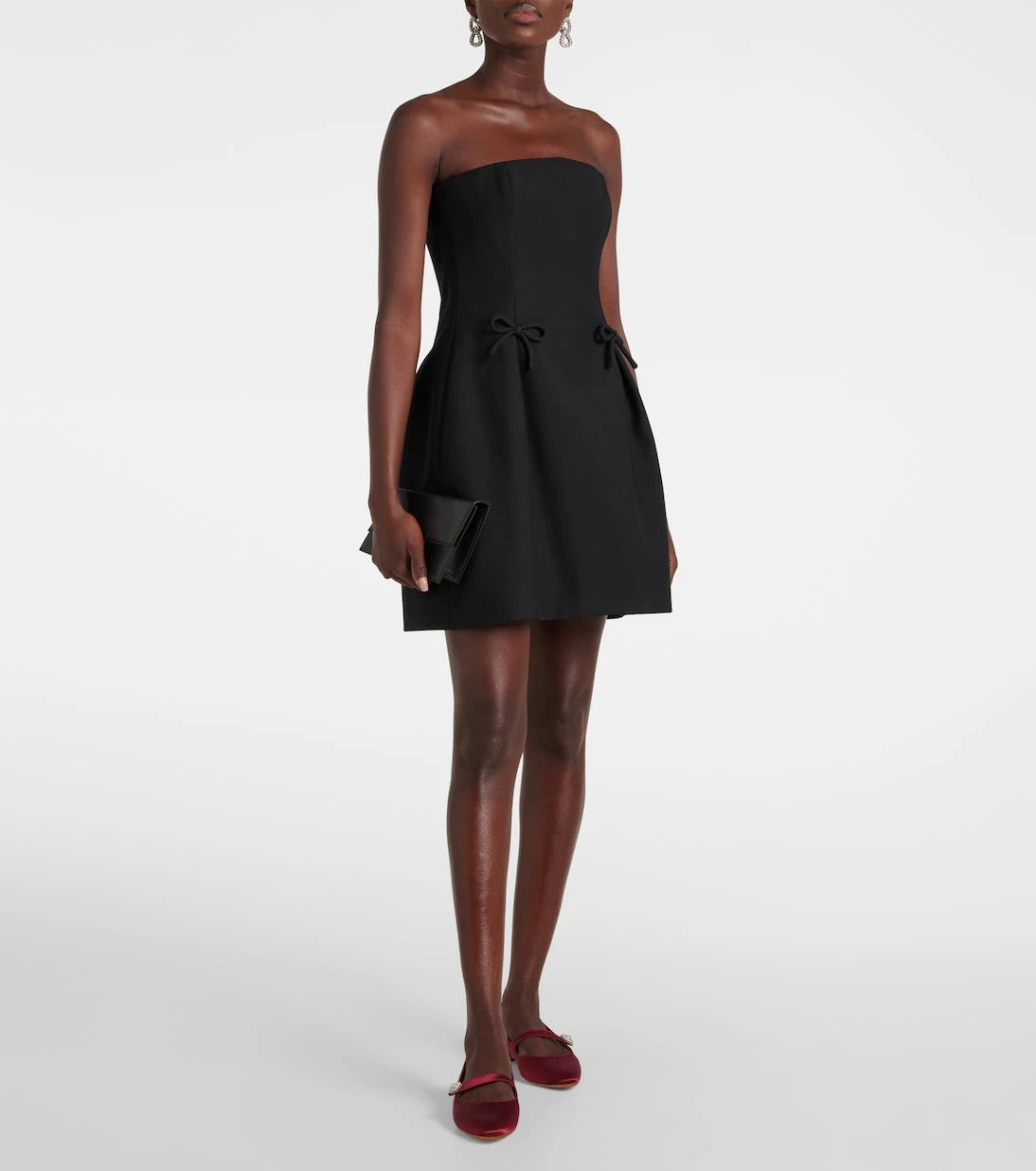 Manolo Blahnik - Marijanaflat embellished Mary Jane flats