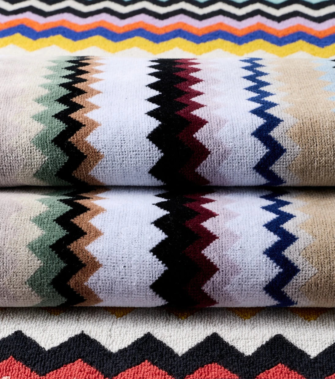 Missoni - أفضل منشفة شاطئ قطنية من قماش تيري بنقشة الزجزاج