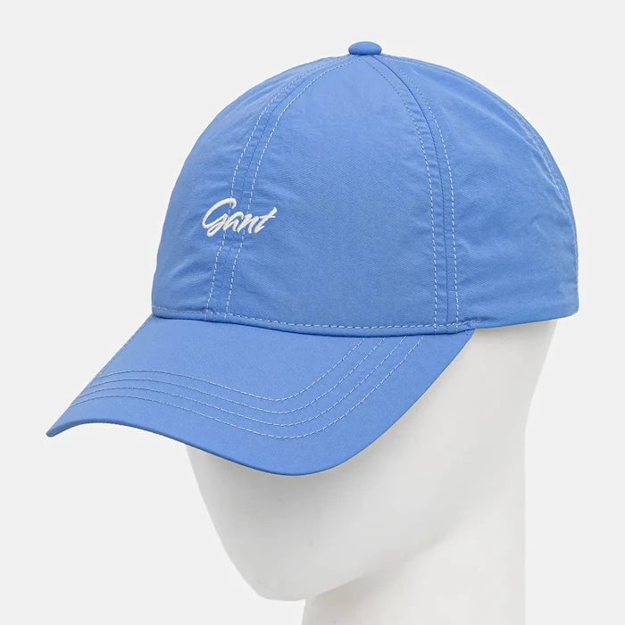 Шапка с козирка Gant