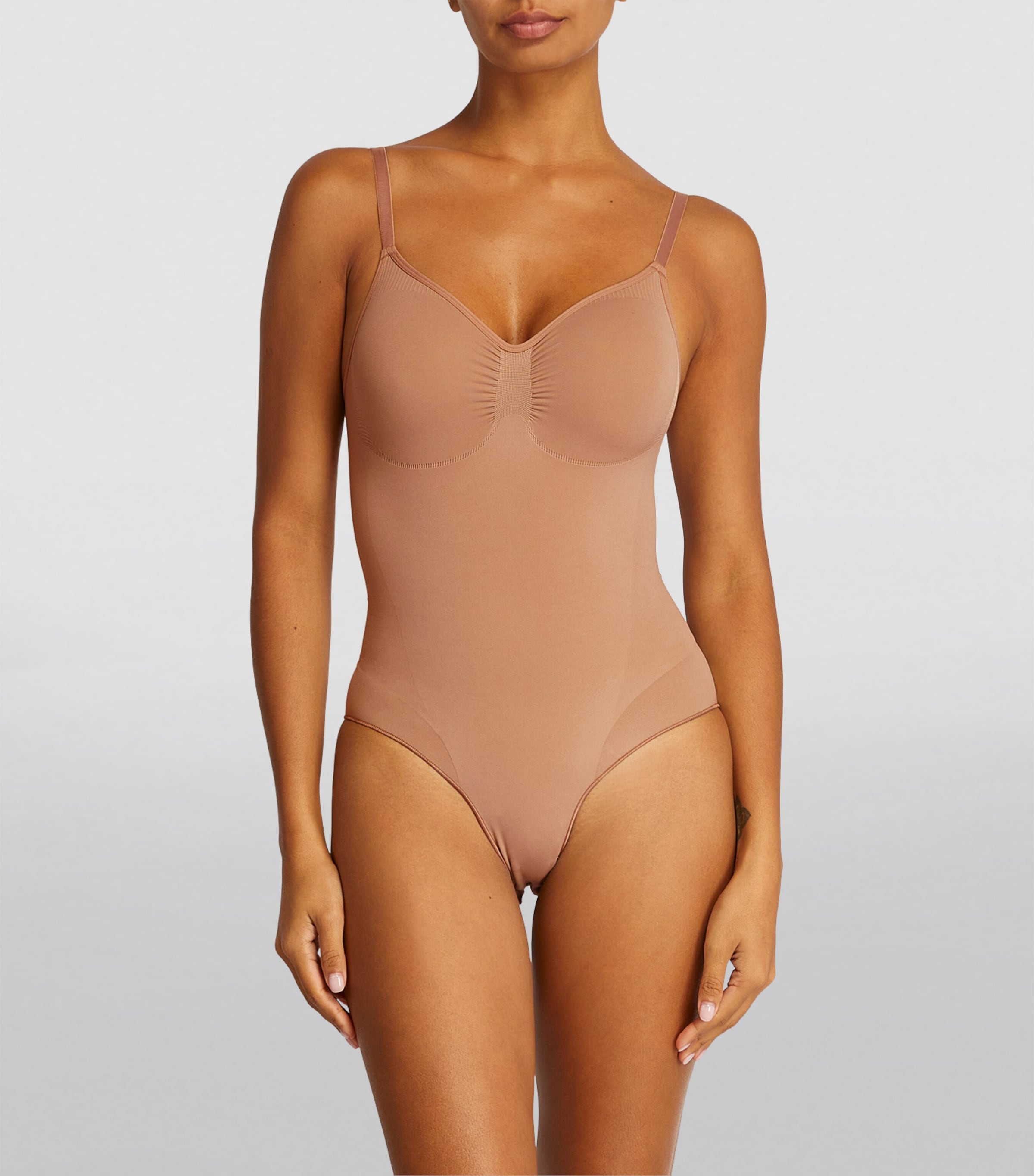 Skims Nude Seamless Sculpt Briefs Bodysuit