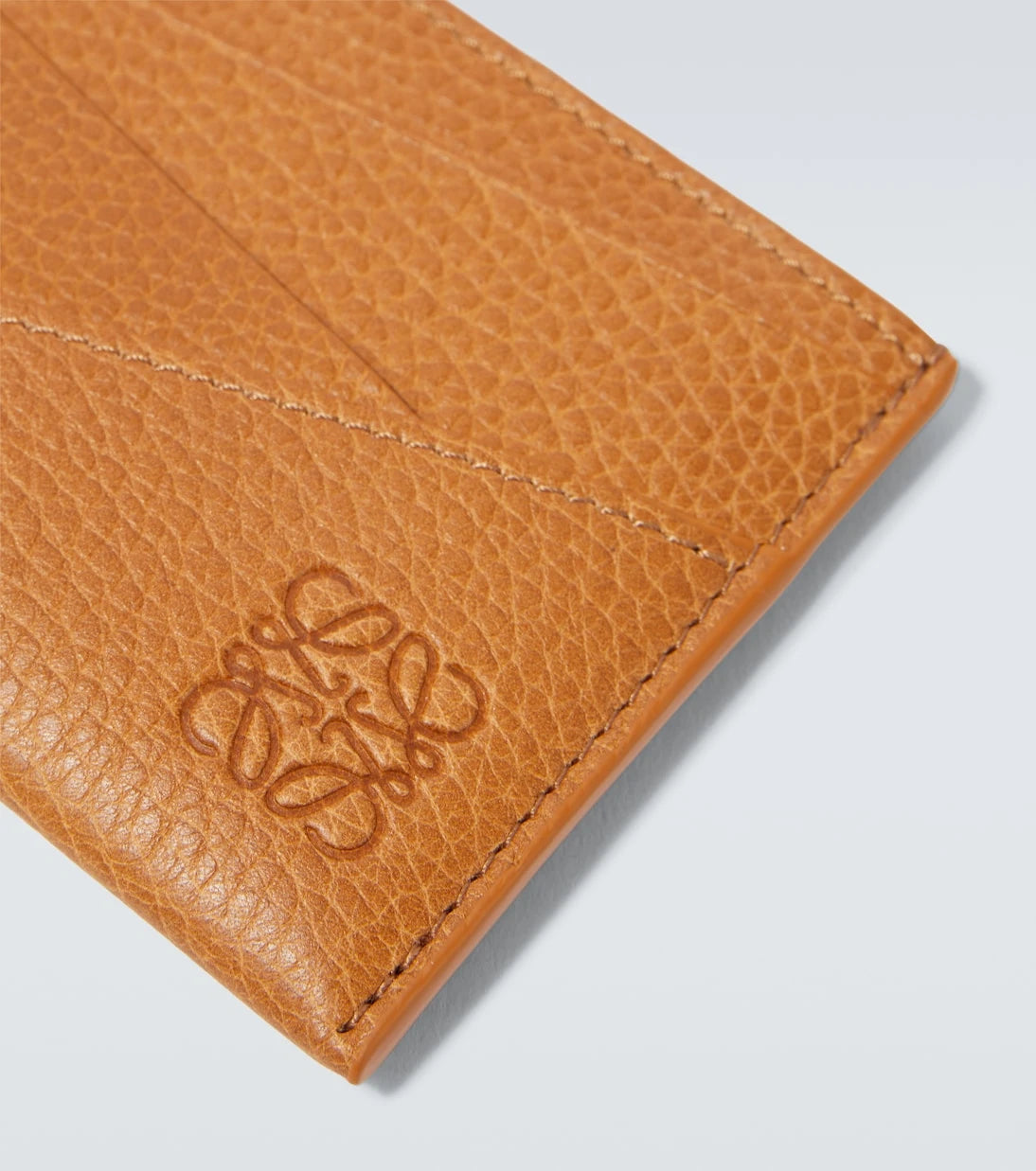 Loewe - حامل بطاقات Puzzle الجلدي