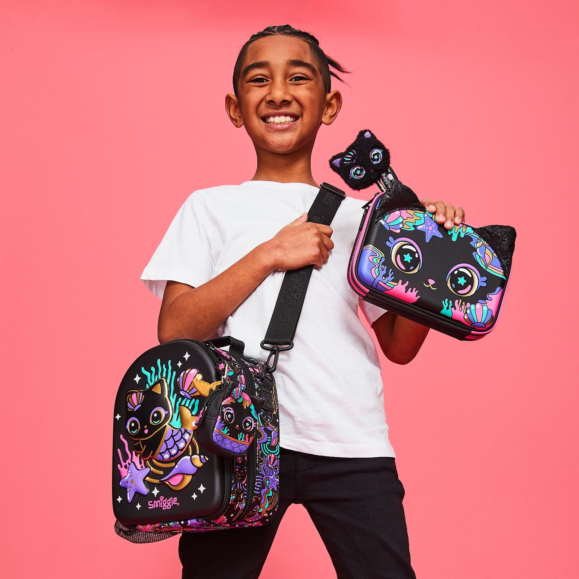 Smiggle - Hey There Hardtop Curve Lunch Bag with Strap