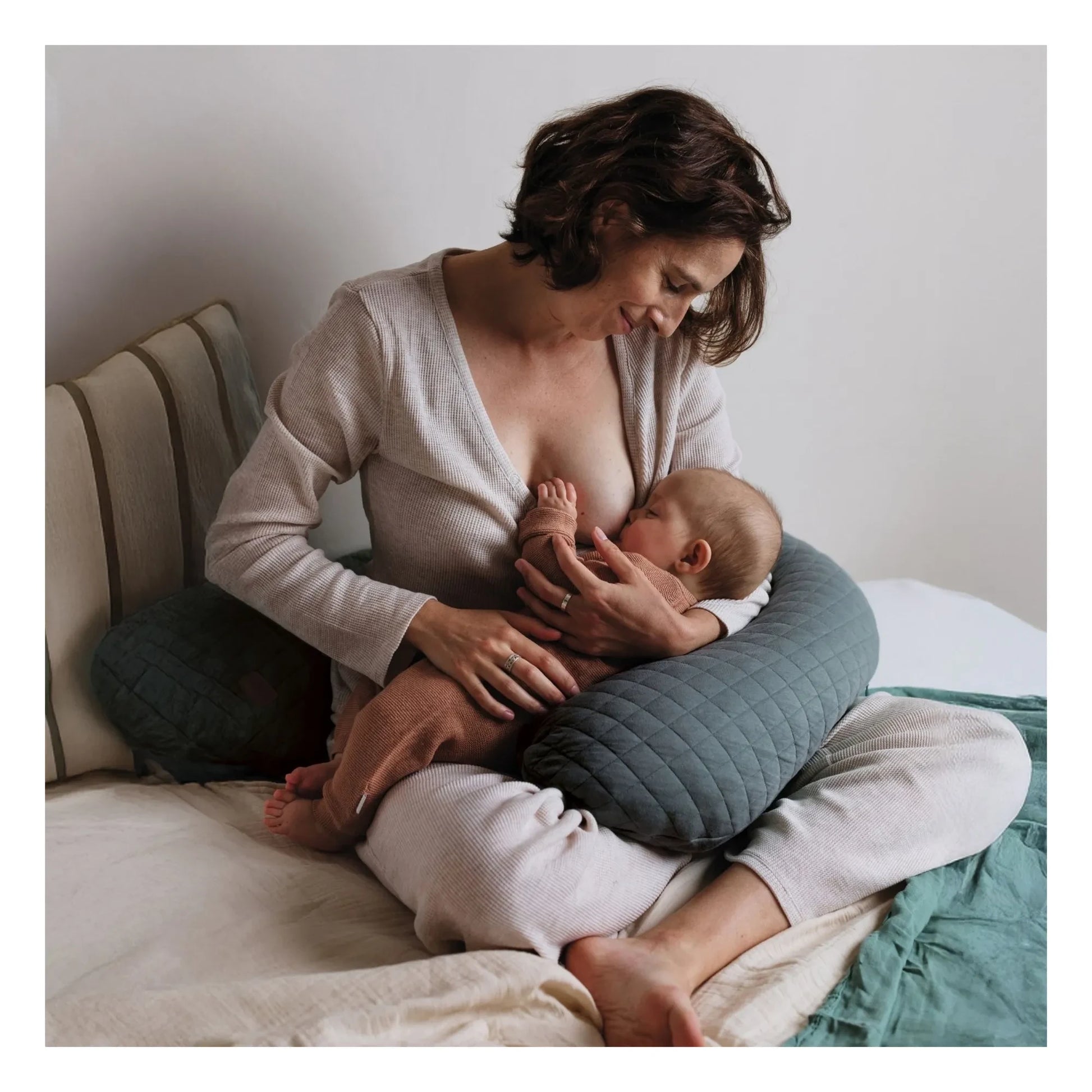 Béaba - Big Flopsy nursing cushion | Grey