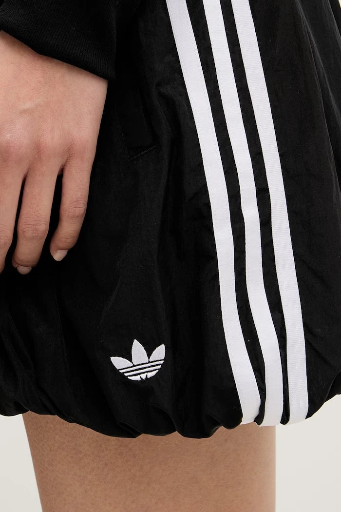 adidas Originals kadın kısa şort