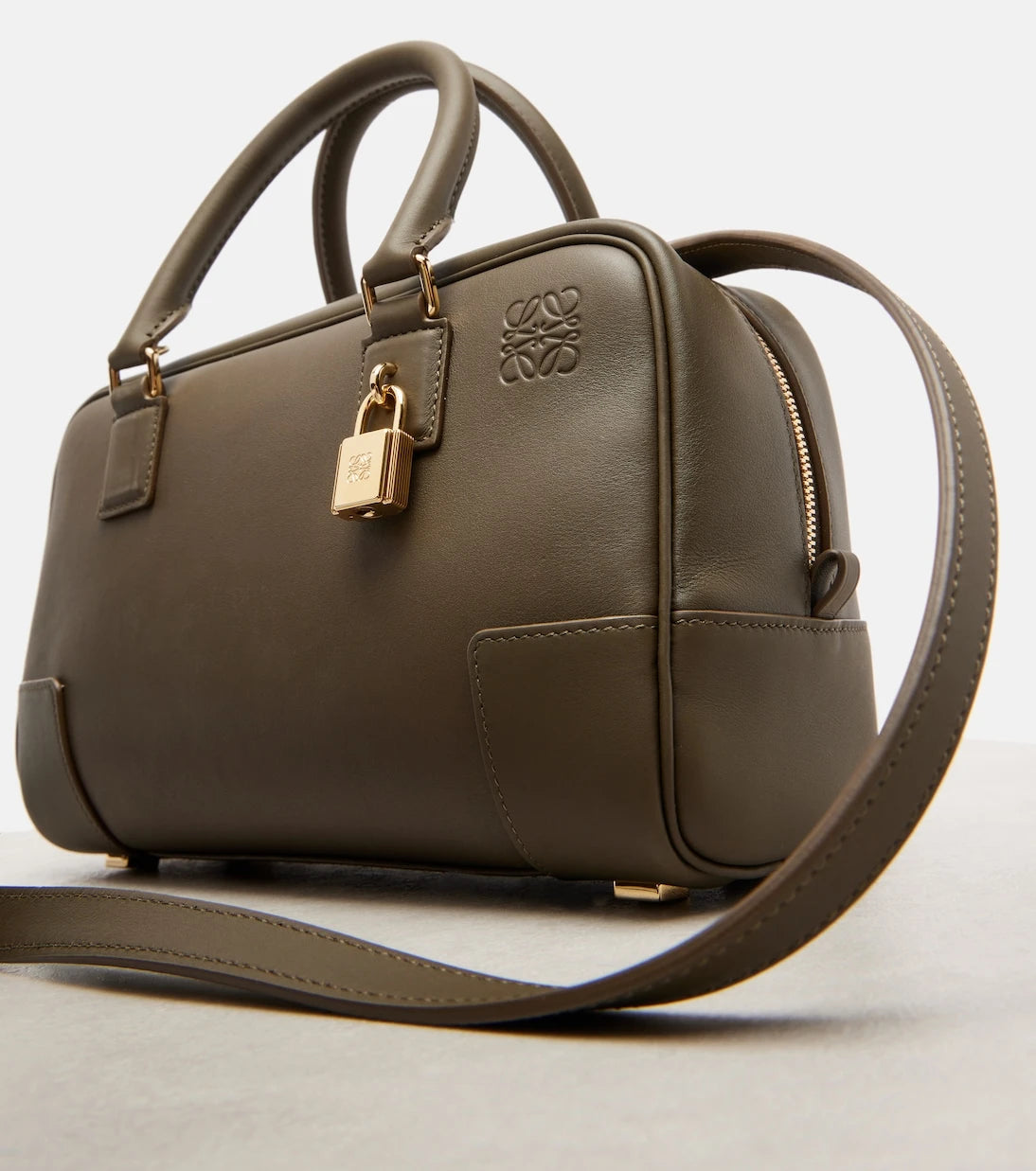 Loewe - Amazona 23 leather tote bag