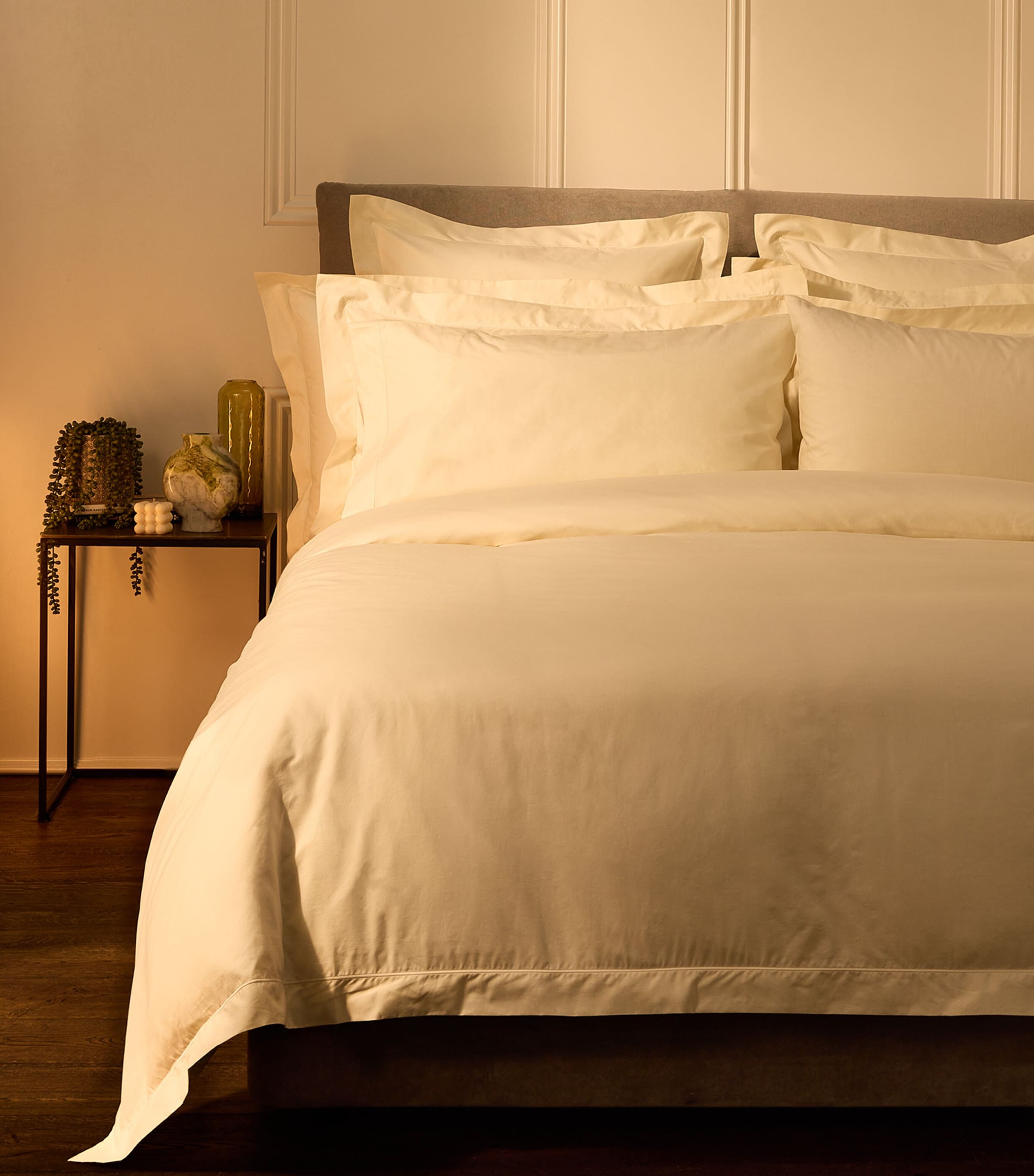 Chester King Flat Sheet (275cm x 275cm)