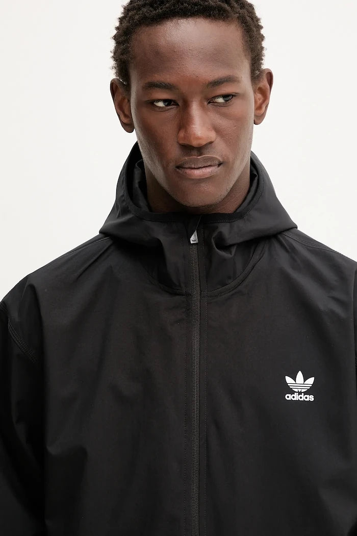 Яке adidas Originals Essentials