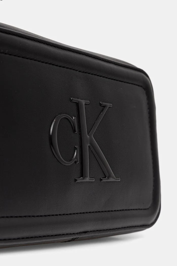Calvin Klein чанта crossbody дамска от имитация на кожа