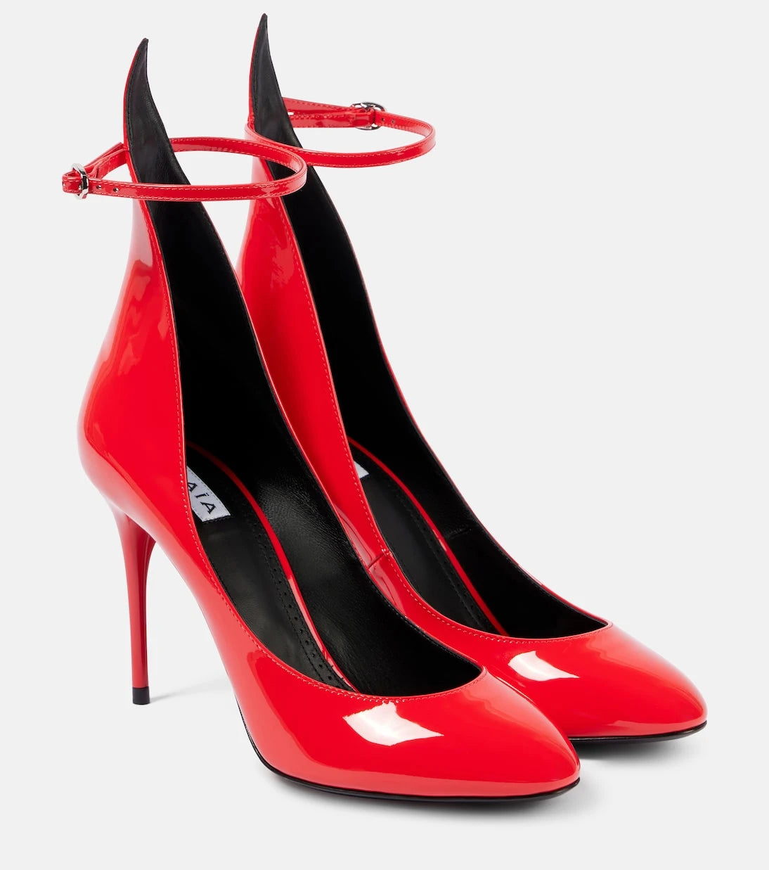 Alaïa - Decollete patent leather pumps