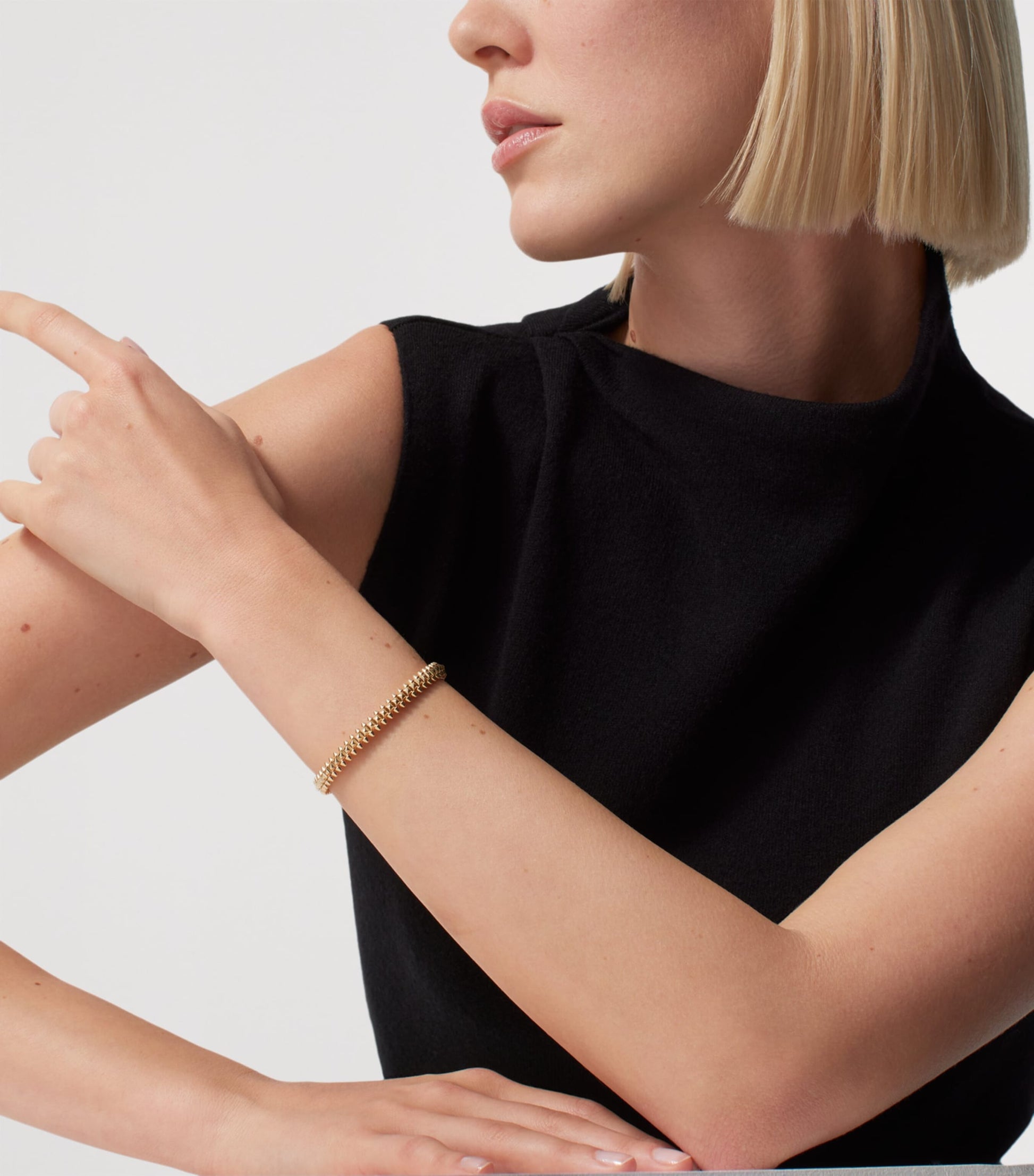 Small Yellow Gold Clash de Cartier Bracelet