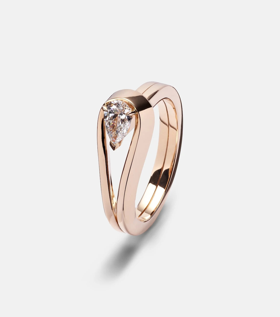 Repossi - Serti Inversé 18kt rose gold ring with diamond