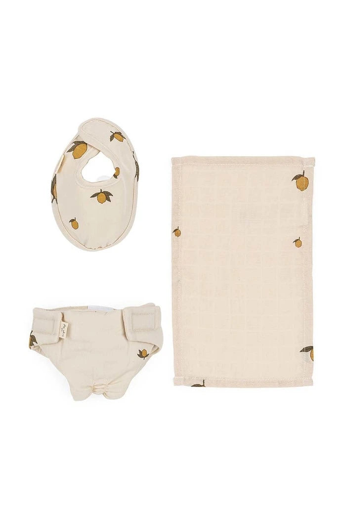 Konges Sløjd Bebek Seti: Beşik Örtüsü, Önlük ve İnce Şal (3 Parça) DOLL NURSERY SET