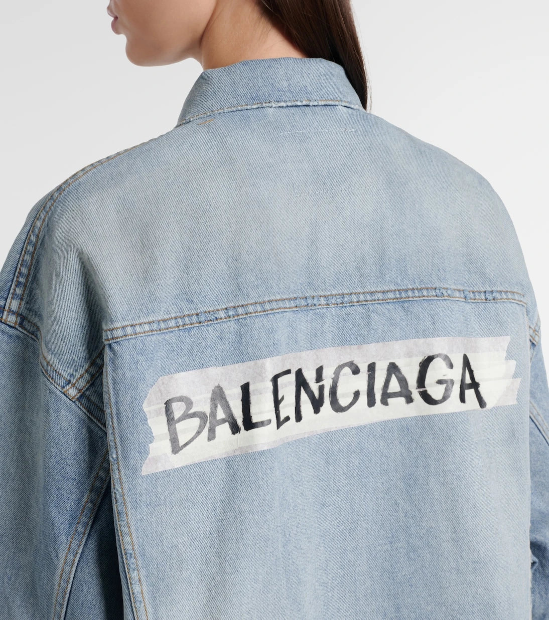 Balenciaga - جاكيت دينم بشعار