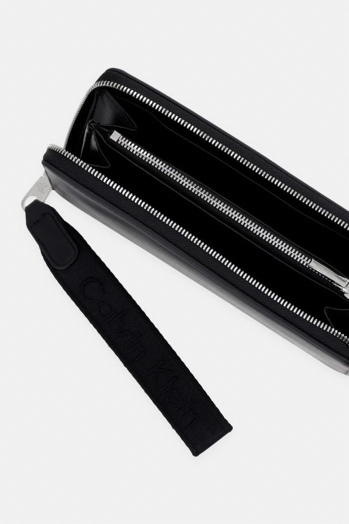 Calvin Klein портфейл RFID дамски