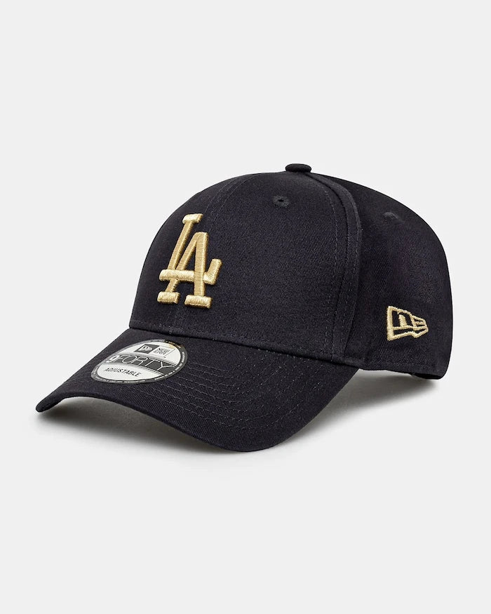 Памучна шапка с козирка New Era