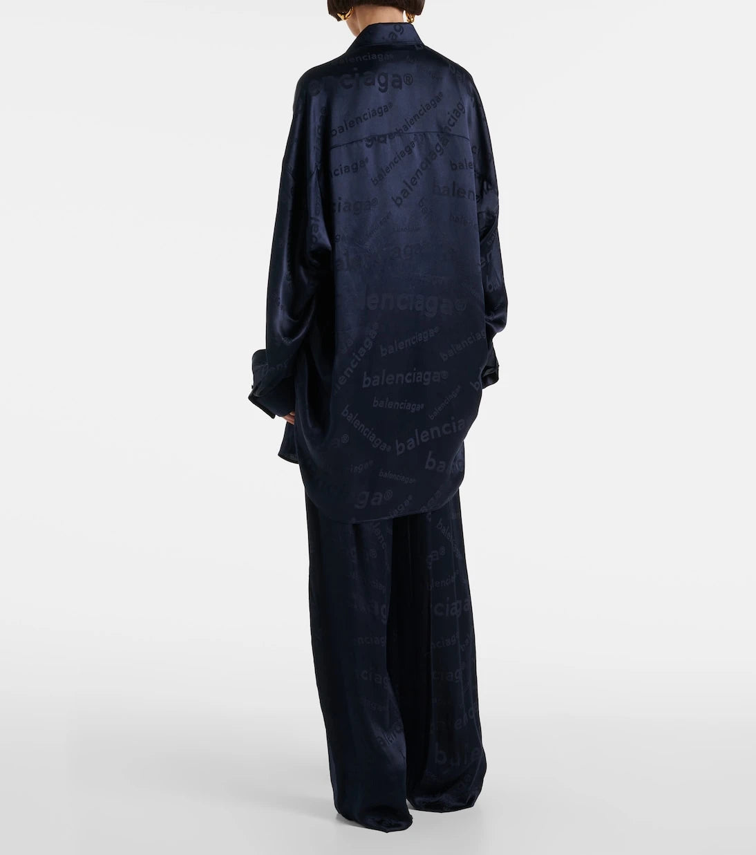 Balenciaga - قميص حريري بتصميم كوكو